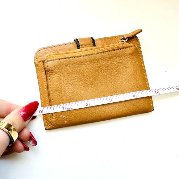 VINTAGE CLUB Brown Tan Leather Zipper Coin Purse Clutch Wallet Card Organizer - Picture 3 of 10